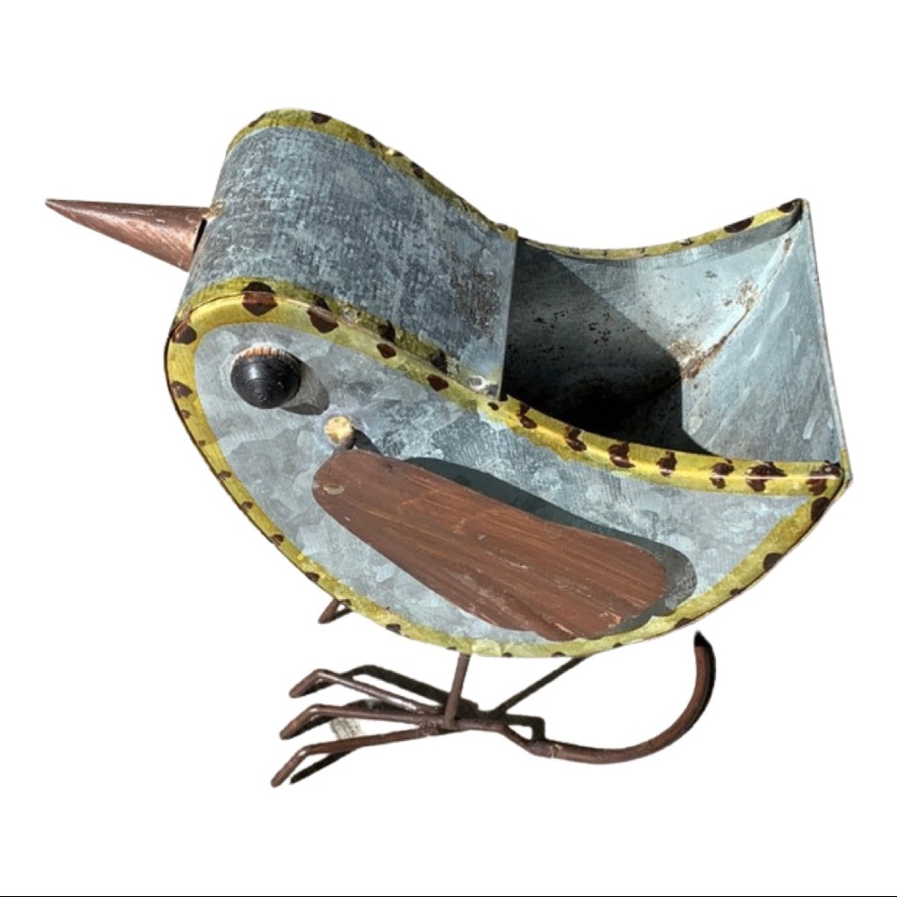 Hand-Crafted Bird Planter 🪴